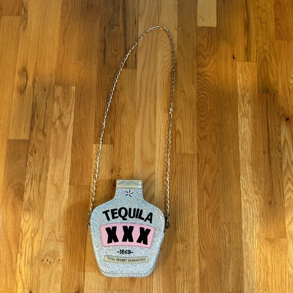 Sparkly Purse - Picture 2 of 5